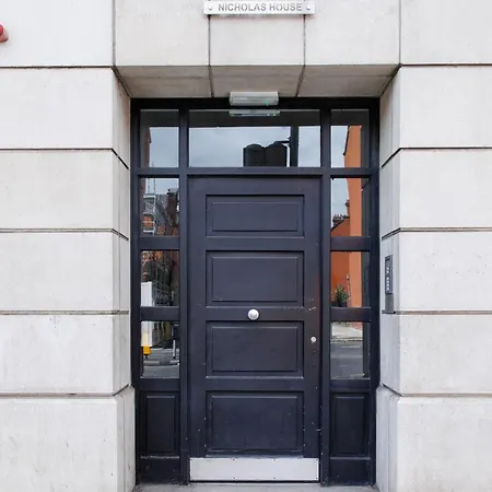 2 Bedroom Near Historical Christchurch *