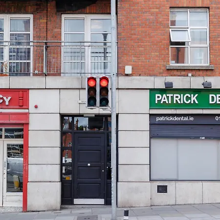 Διαμέρισμα 2 Bedroom Near Historical Christchurch