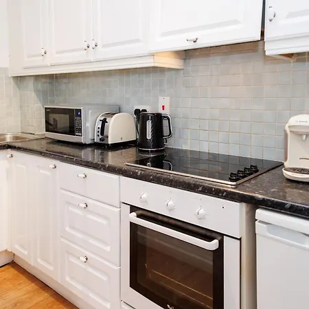 Διαμέρισμα 2 Bedroom Near Historical Christchurch *