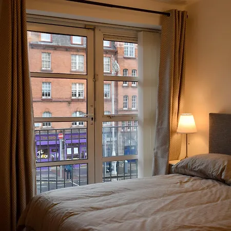 2 Bedroom Near Historical Christchurch *